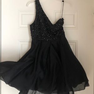 Alice and Olivia one shoulder mini dress!